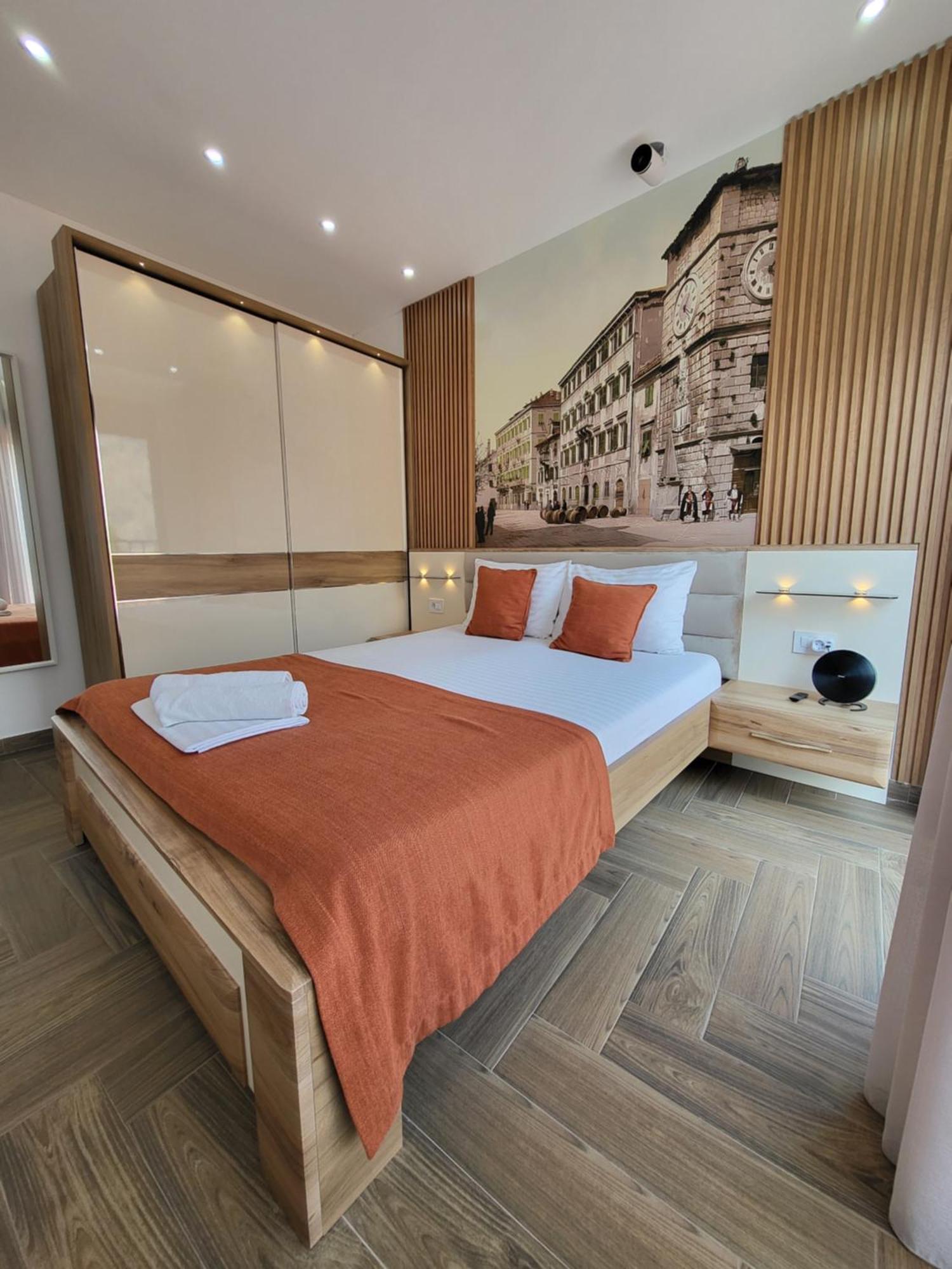 Marea Deluxe Cattaro